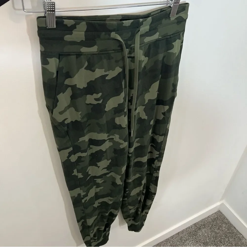 Lululemon Ready to Rulu High-Rise Jogger in camo olive | Size 6